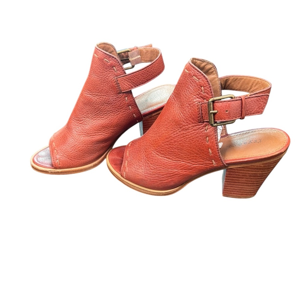 Frye & Co Donna Chestnut Brown Peep Toe Block Heel Leather Sandals size 7.5M